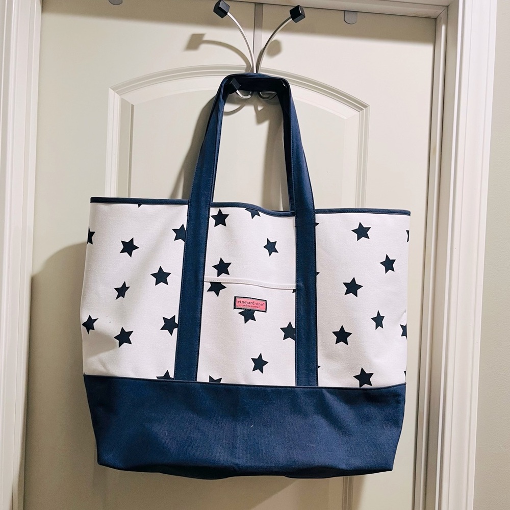 NWOT Vineyard Vines Large Canvas Tote
